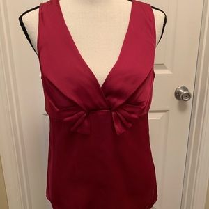 Magenta sleeveless blouse